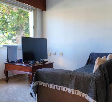 Paphos Apartment | Private Room with Private Bathroom near Paphos Center