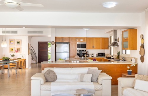 Kapparis Villa | Protaras Beachfront Villa Pietra