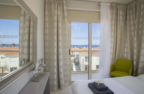 Pernera Apartment | Protaras Holiday Beachfront Suite Marianna. Amazing View.
