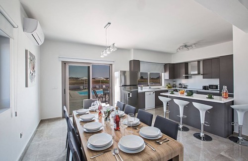 Paralimni Villa | Protaras Holiday Villa GA98 - a villa that sleeps 12 guests in 6 bedrooms