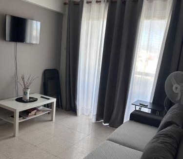 Larnaca Apartment | Ptolemaidos cosy Family apartment