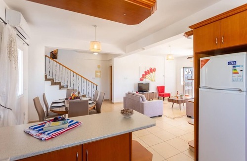Pegeia Villa | Queens Paradise 1 - Three Bedroom Villa, Sleeps 6