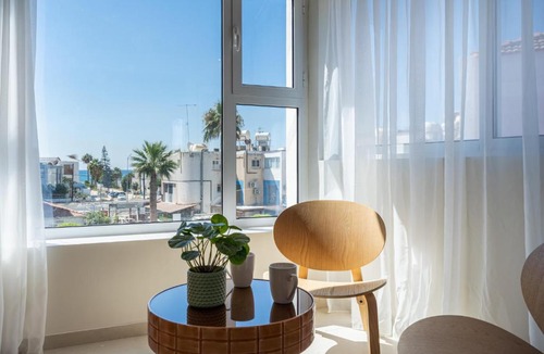 Oroklini Apartment | Ronin 2-Bedroom Apartment by the Sea