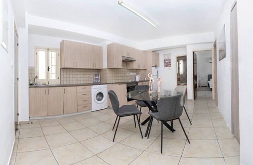Nicosia Apartment | Room in shared flat in old town