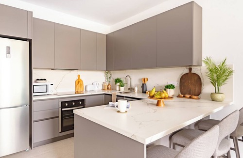 Vasa Koilaniou Apartment | Sanders Limassol Park - Chic 1 bdr apt with balcony