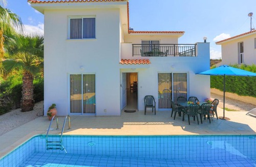 Argaka Villa | Sandy Coast Villa Petunia