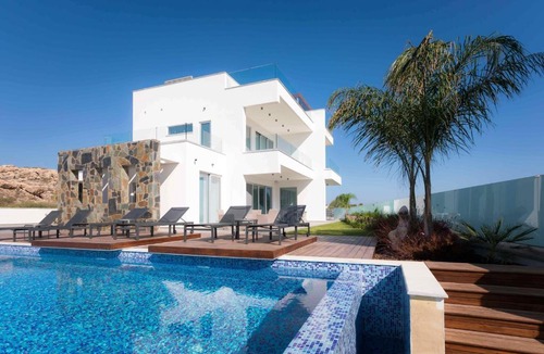 Ayia Napa Villa | Sea Pearl Beachfront Villas - Breeze