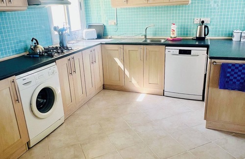 Esentepe Apartment | Sea View & Pool · 2BR · Esentepe