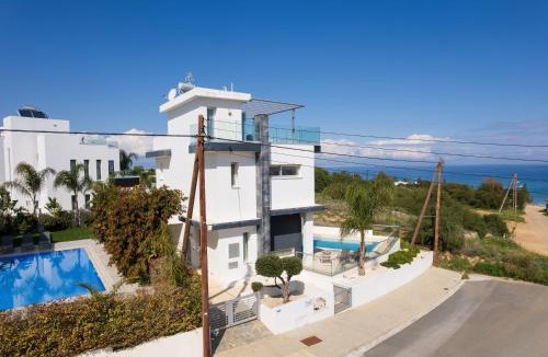 Kapparis House | Seaside Luxury Villa with Heated Pool
