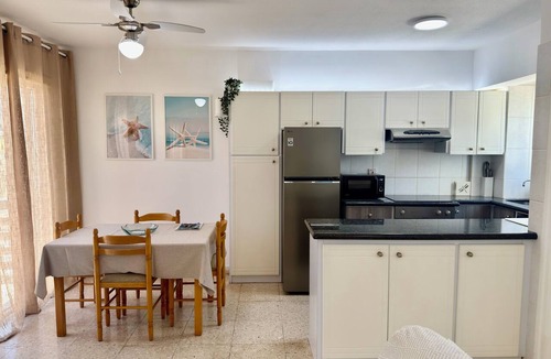 Protaras House | SeaTurtle Beach House, Top Location Green Bay