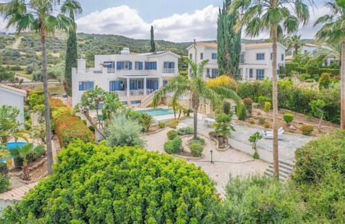 Latchi House | Seaview Villa Selenia pool & jacuzzi in Neo Chorio