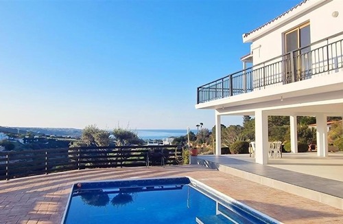 Peyia Town Villa | Serene Serenity