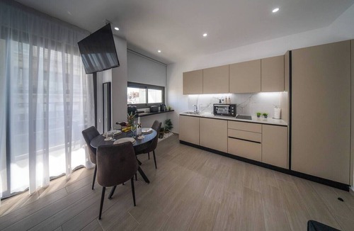 Larnaca City Centre Apartment | Skyline Luxury Studio, Ermou Larnaca by Finikoudes