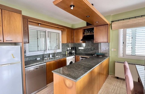Neapolis Apartment | Spacious Entire Floor Penthouse 200m To The Beach