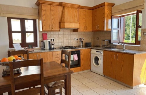 Pano Arodhes Villa | St Visianos stone house