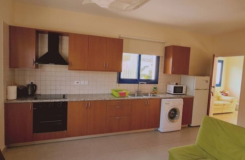 Kapparis Apartment | STAY Trinity Beach Apt 2