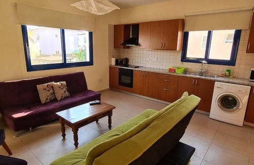 Kapparis Apartment | STAY Trinity Beach Apt 2