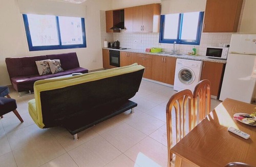 Kapparis Apartment | STAY Trinity Beach Apt 2