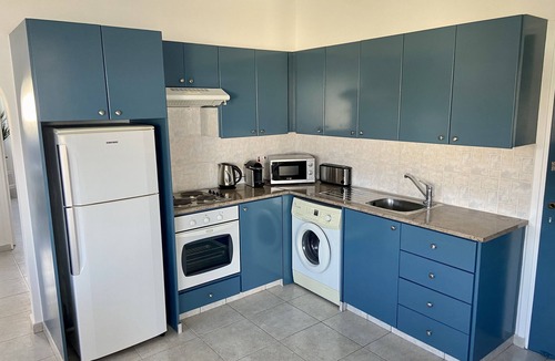 Sea Caves Apartment | Stunning Sea View Apartment in the Sea Caves