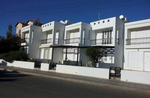 Pernera Apartment | SUNNY COAST