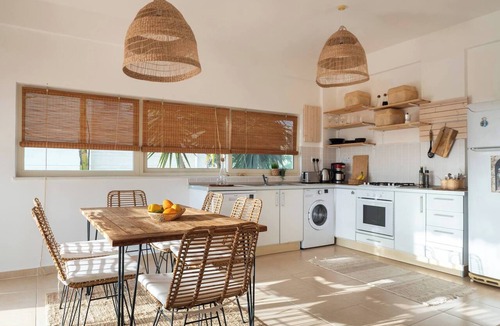 Esentepe Apartment | Sunset Sea and mountain view 3 bed 2 bathroom apartment ground floor