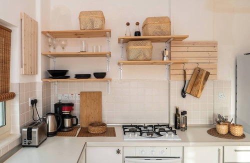 Esentepe Apartment | Sunset Sea and mountain view 3 bed 2 bathroom apartment ground floor