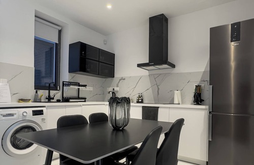 Old Town of Limassol Apartment | Swift Suites Limassol