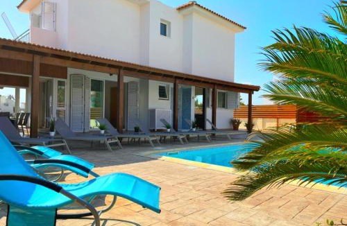 Ayia Thekla Villa | Tarracotta Villa 4 bedroom, near Ayia Napa