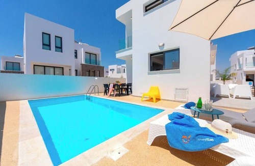 Kapparis Villa | This amazing 2 bedroom villa is located at the peaceful Kapparis area