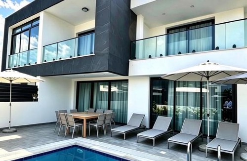 Yeni Bogazici Villa | Twinsalamis Salamis Bestwins Luxury Family Villa - Private Pool - 5 mins to Beach - Park & Cafe Nearby