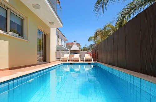 Pernera Villa | Villa Artemis - 30m from Pernera Beach