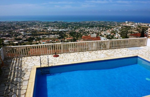 Peyia Town Villa | Villa Athena
