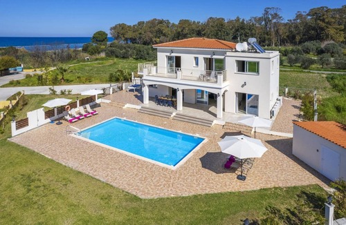 Polis Villa | Villa Chrystalla by Villa Plus
