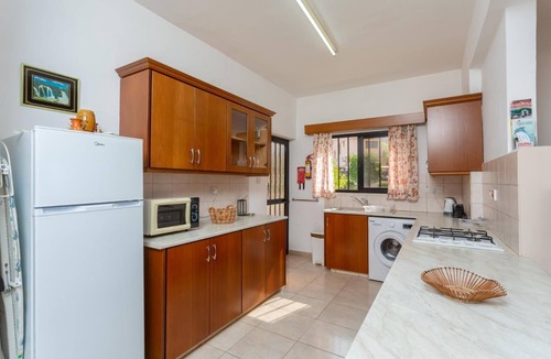 Pegeia Villa | Villa Eleni - Two Bedroom Villa, Sleeps 5
