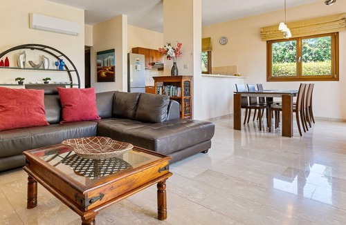 Aphrodite Hills Villa | Villa HG01 Madelini - Three Bedroom Villa, Sleeps 6
