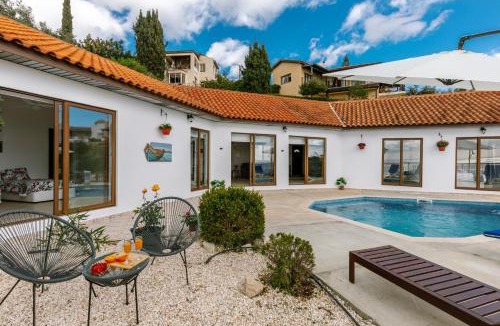 Tala House | Villa in Tala sea view