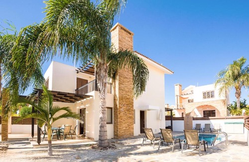 Ayia Thekla Villa | Villa Ioanna