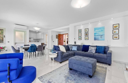Latchi Cottage | Villa Latchi Marina 21 - a villa that sleeps 6 guests in 3 bedrooms