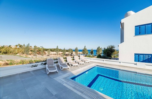 Kapparis Villa | Villa Malamar - Charming Kapparis Getaway
