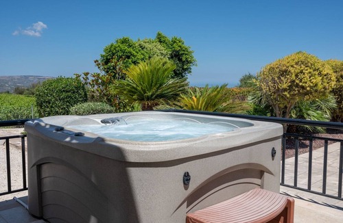 Pano Arodhes Cottage | Villa Soteria - sleeps 8 guests in 4 bedrooms