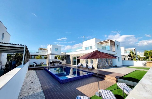 Geroskipou Villa | Villa utopia