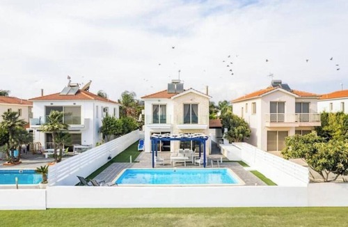 Mazotos House | Villa Waves