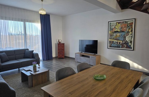 Karavas House | Villa West Park, 2-bedroom townhouse, near Merit Royal Hotel and beaches