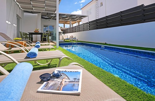 Pernera Villa | Villa White Star - 100m from Beach