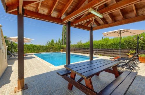 Latchi Villa | Villa Xanthi by Villa Plus