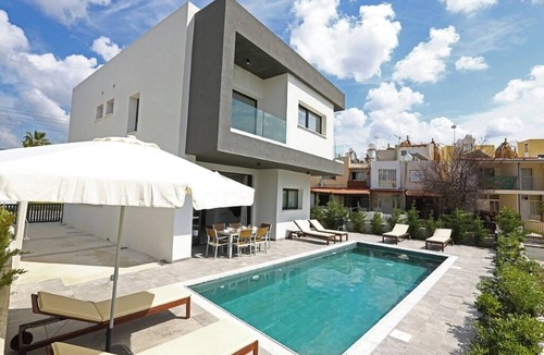 Pegeia Villa | Villa Yria – Modern Comfort in the Heart of Coral Bay