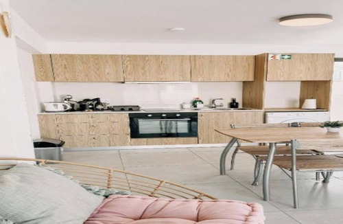 Pernera Apartment | Wake up by the Sea Apt 2 just 50m from the beach in Pernera