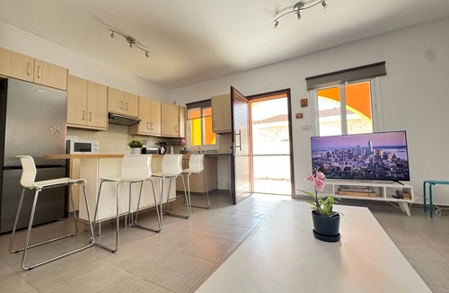 Liopetri Villa | Wealthystays: 3BR Terrace BBQ Villa with pool