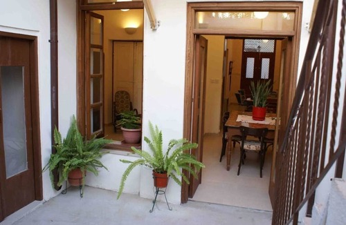 Old Town of Limassol House | Yiayia's House, 3bed, sleeps 6