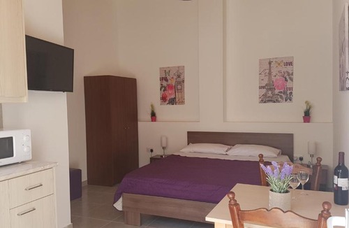 Larnaca Apartment | ZORBAS No 2